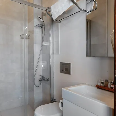 Nan 2* اسطنبول